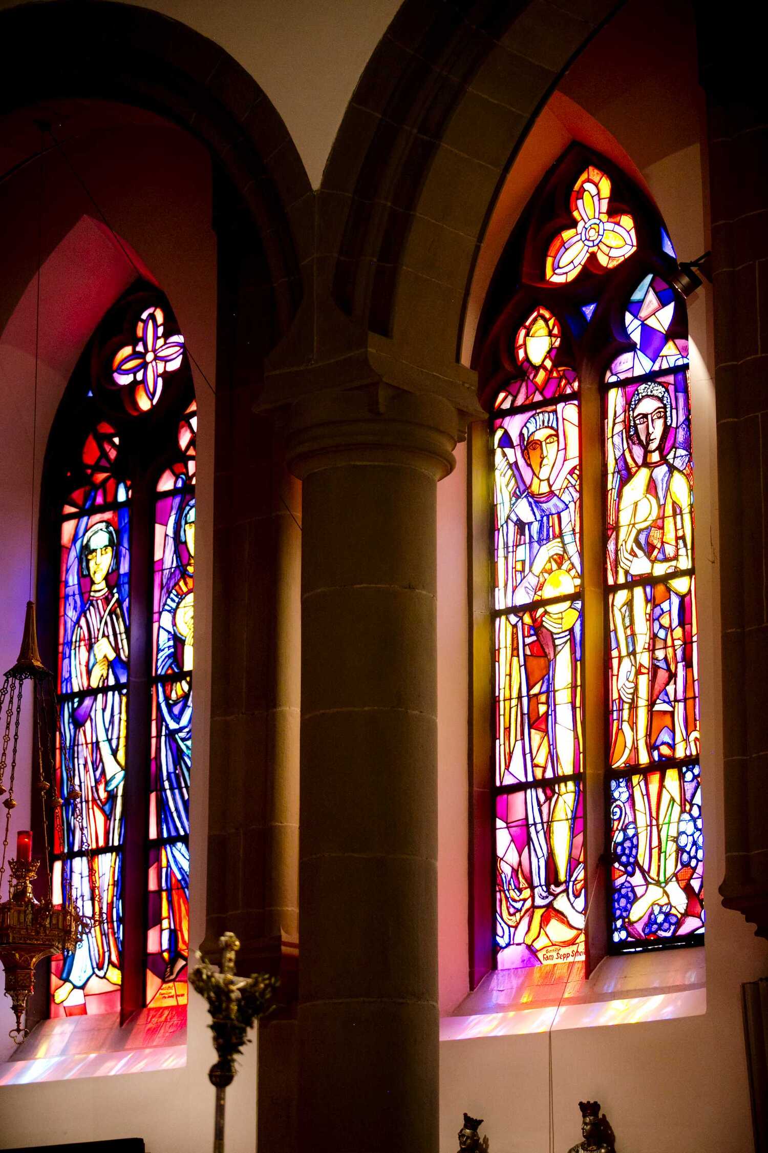 Andachten sind kleine gottesdienstliche Feiern, in denen ein bestimmtes Glaubens- oder Lebensthema betrachtet wird. 